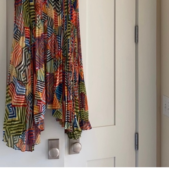 Alice + Olivia maxi skirt multi color. - Picture 3 of 4